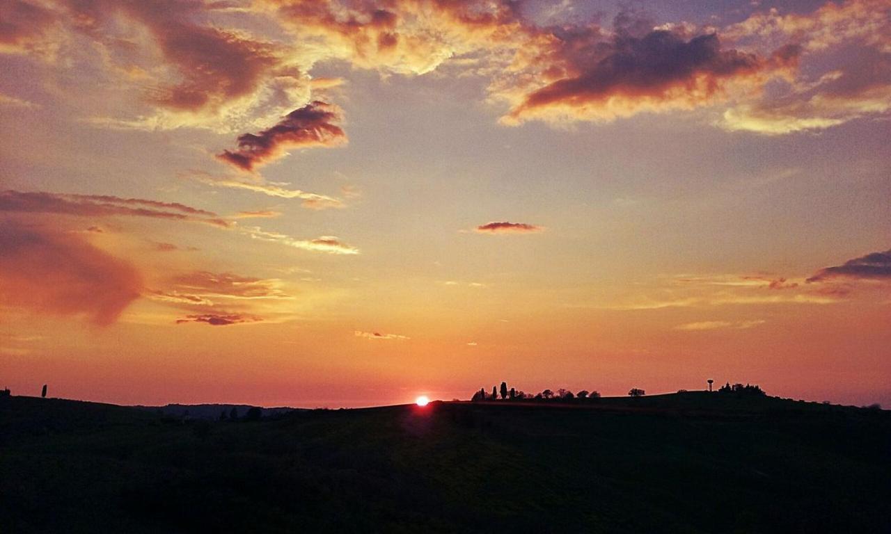 Agriturismo Podere Cherzo Cinigiano ภายนอก รูปภาพ