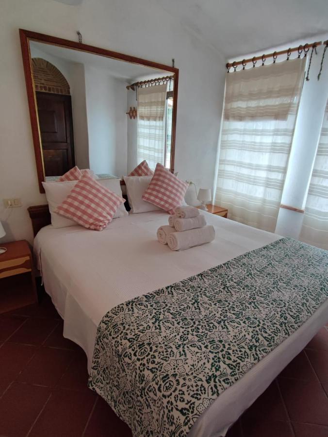 Agriturismo Podere Cherzo Cinigiano ภายนอก รูปภาพ